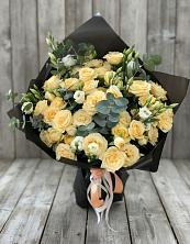 Букет цветов из:  Розы и Лизиантусы в Клетской