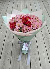 Букет цветов из:  Альстромерии в Клетской