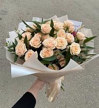 Букет Кремовые розы Латте в Клетской