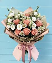 Букет цветов из:  Розы, Альстромерии и Лизиантусы #REPLACE_PRED# Клетской