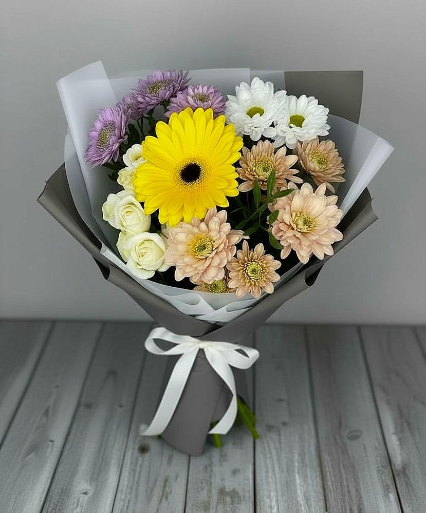 Букет цветов из: Розы, Герберы и Хризантемы в Клетской