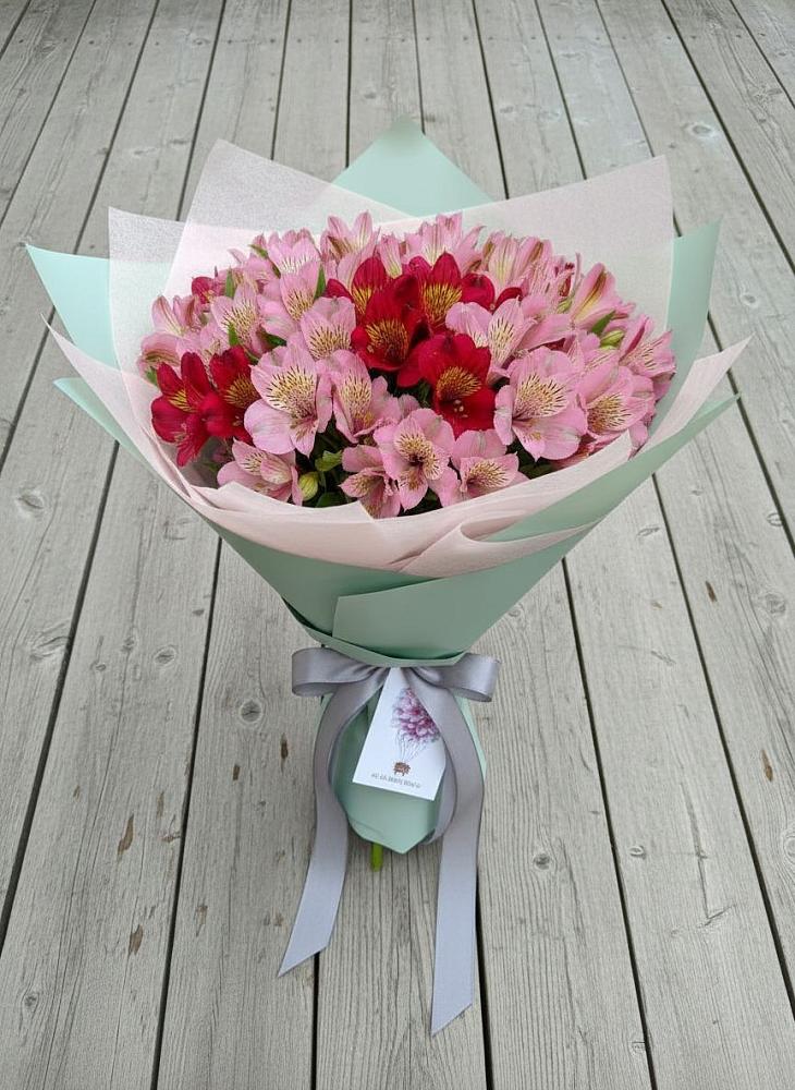 Букет цветов из: Альстромерии в Клетской