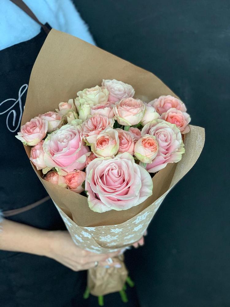 Букет цветов из: Хризантемы и Розы в Клетской