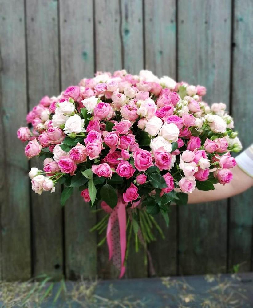 Букет Розовые кустовые розы Натали и Лав Лидия в Клетской