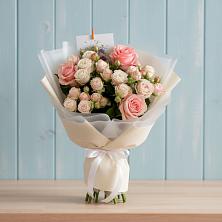 Букет цветов из:  Розы в Клетской